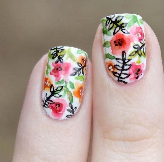 Курс флористики: мастера маникюра превращают ногти в сады!