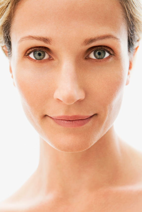 ​Уход и макияж для сухой кожи: избавляемся от шелушений