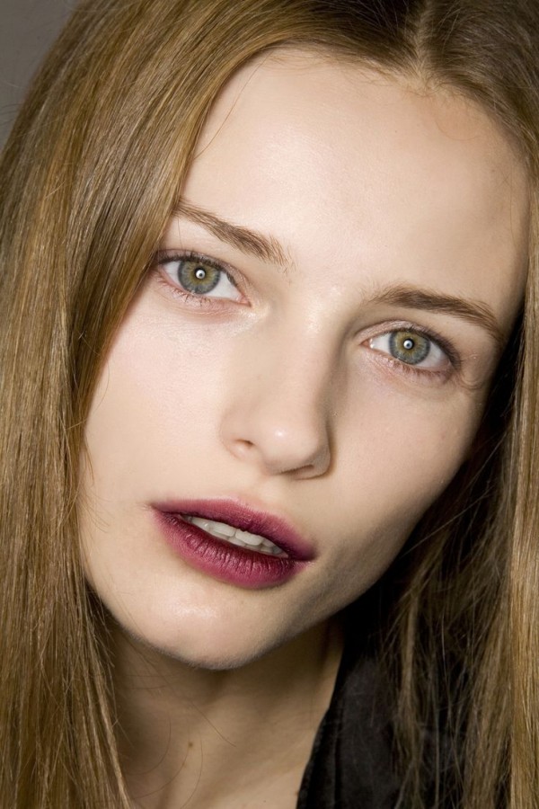 Секрет красивых губ: тинт для макияжа