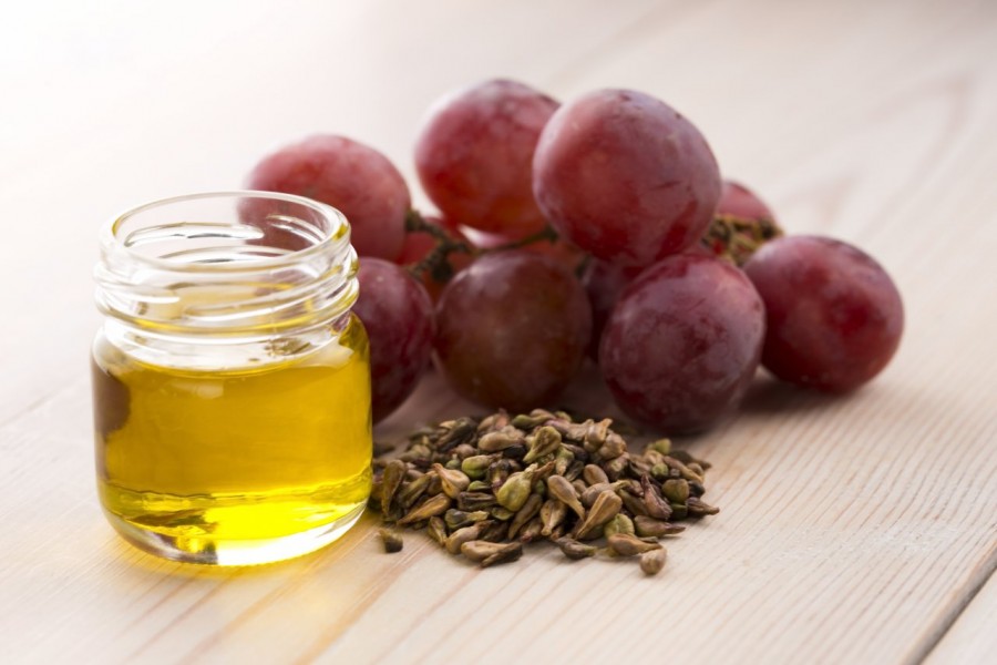 ​Масло виноградных косточек: полезные свойства и применение