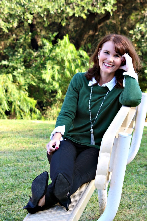 Модная палитра: зеленый свитер или кардиган