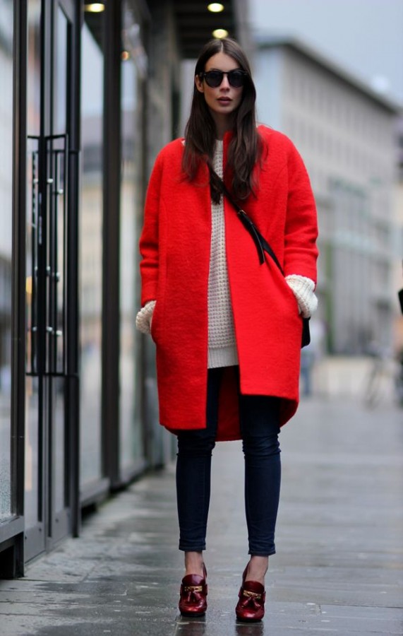 ​Идея для шоппинга: красное пальто