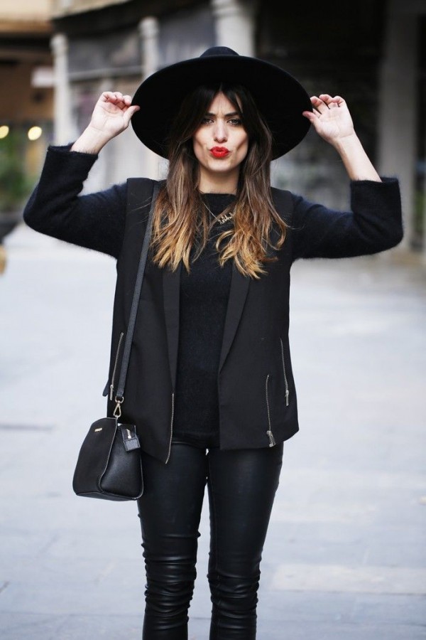 ​Тренд: 10 стильных нарядов с широкополой шляпой
