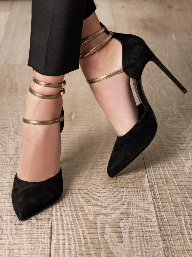 ​Воплощение женственности: туфли с ремешком на лодыжке