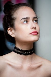 Что такое чокер? С чем носить чокер? Что такое чокер? С чем носить чокер?