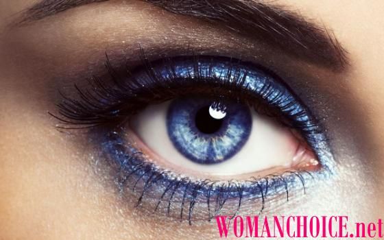 Идеи яркого макияжа для голубых глаз