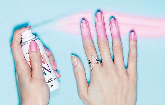 Первый лак для ногтей в виде аэрозоля Nails Inc Paint Can