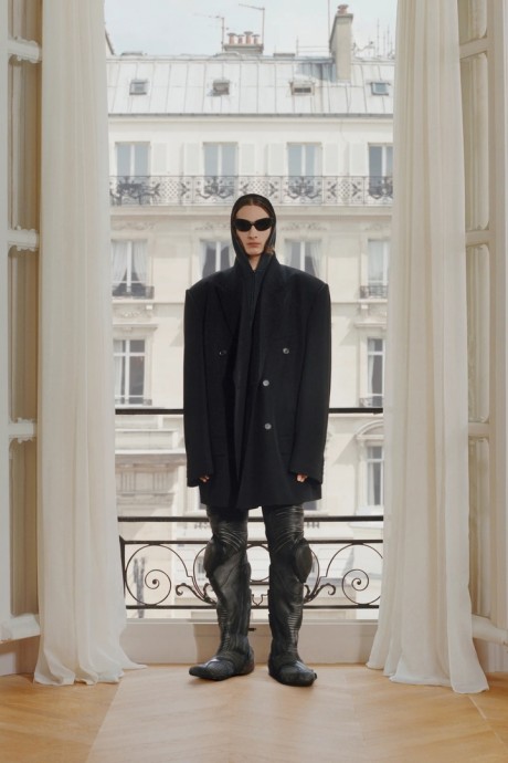 Коллекция Balenciaga RESORT 2024