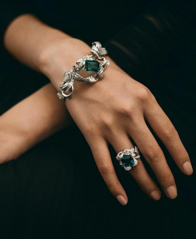 Шикарные украшения Dior