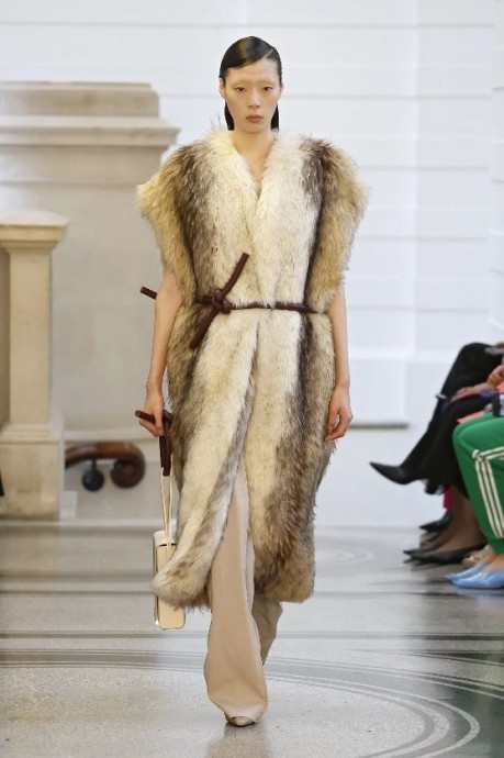 Коллекция Roksanda Ready-To-Wear Fall/Winter 2024 London