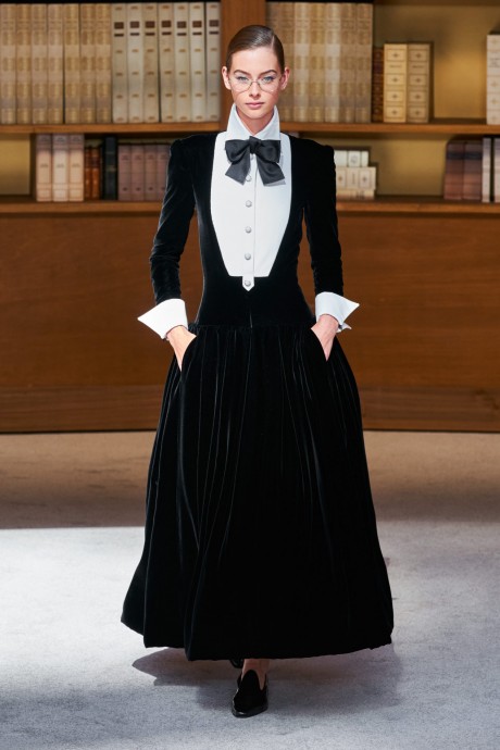 Модели коллекции Chanel Couture