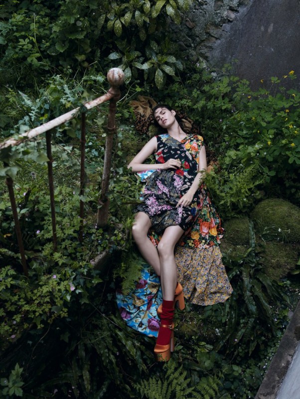 Vanessa Moody for Vogue China by Camilla Akrans