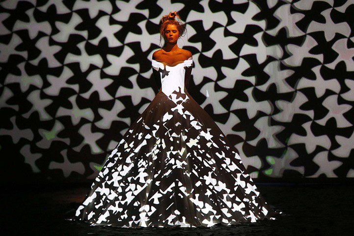 Franck Sorbier light couture