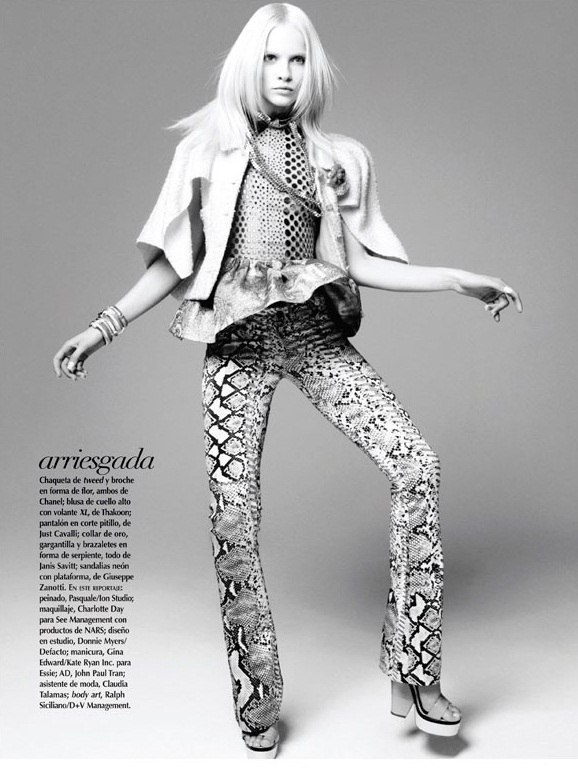 Ginta Lapina for Vogue Mexico by Nagi Sakai