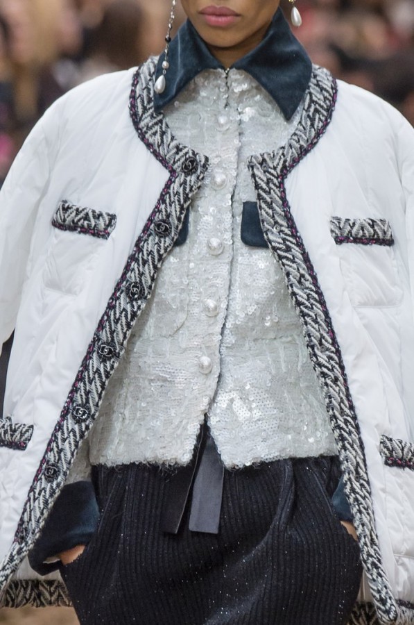 Chanel Fall-Winter 2018-2019 Details