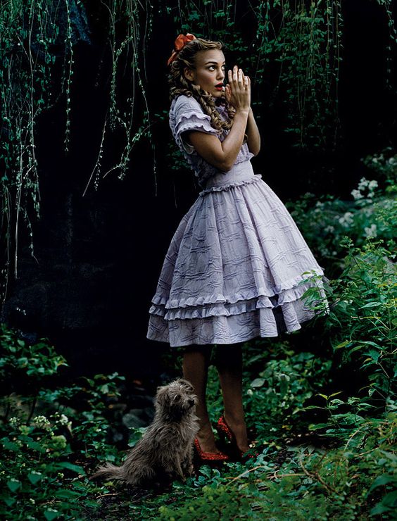 Кира Найтли в образе Дороти для Vogue