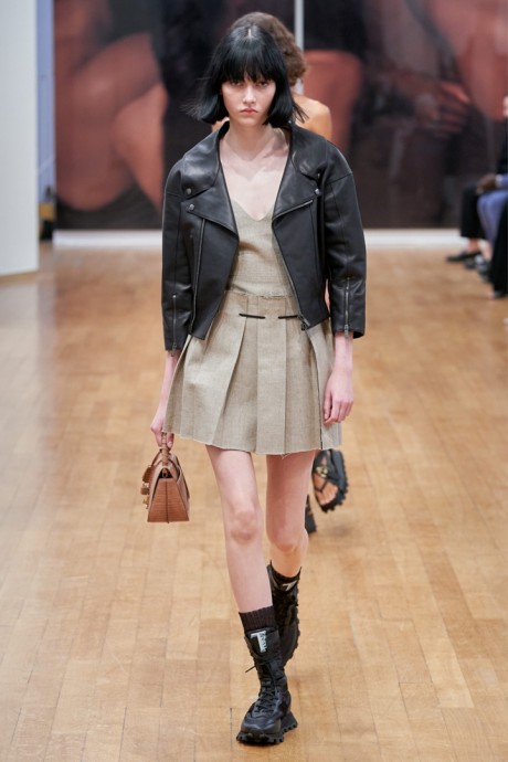 Коллекция Tod's Ready-To-Wear Весна-Лето 2022