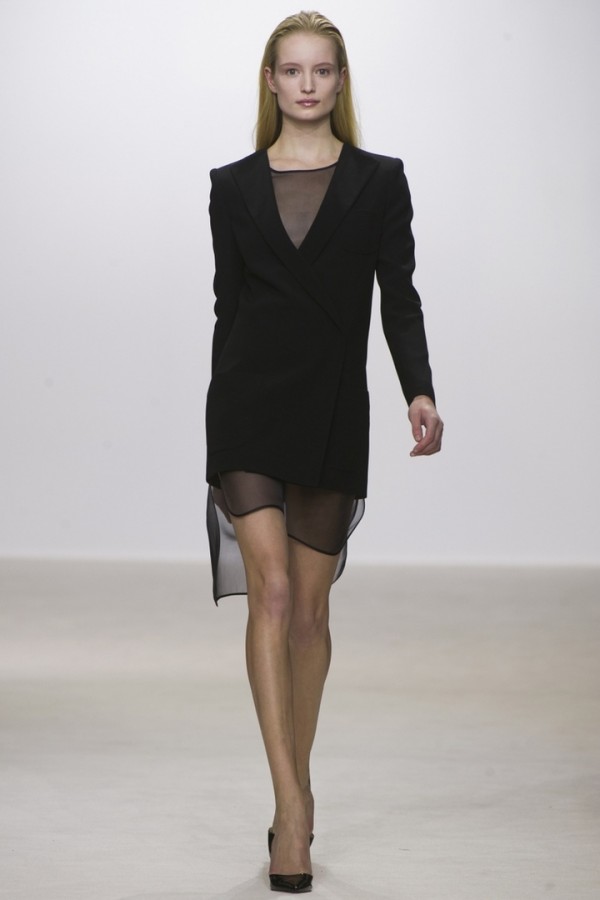 Модели коллекции Giambattista Valli. 3