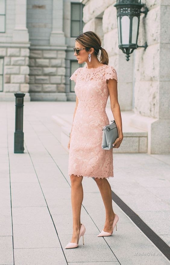 Нежные розовые платья
