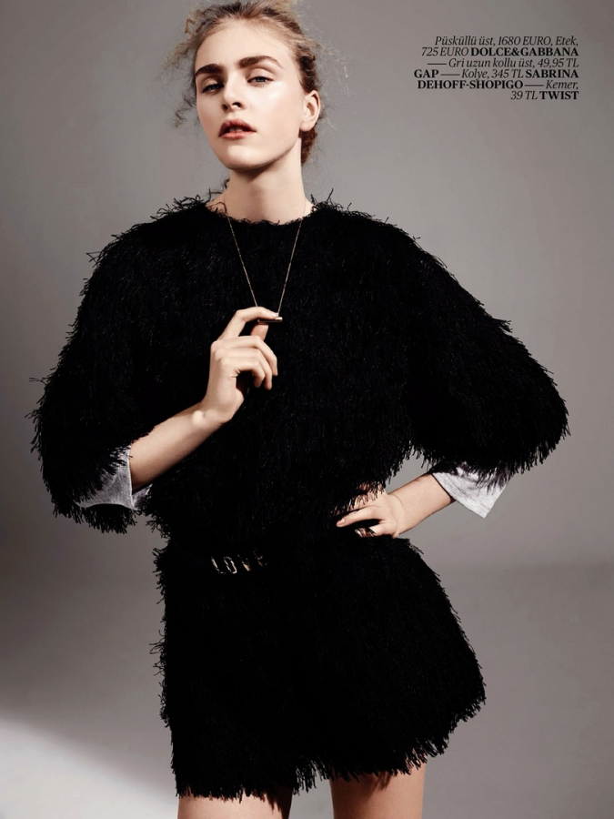 Hedvig Palm for Vogue Turkey by Ümit Savaci
