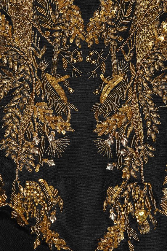 Alexander McQueen в деталях