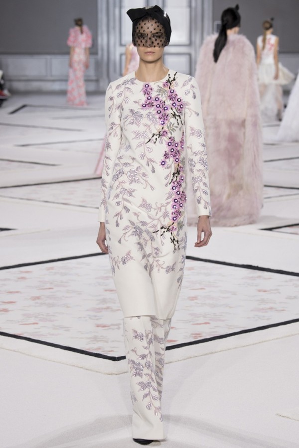 Модели коллекции Giambattista Valli