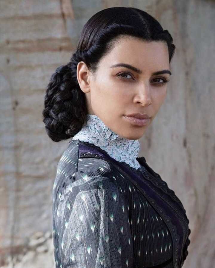 Ким Кардашьян для Fashion Book, 2018