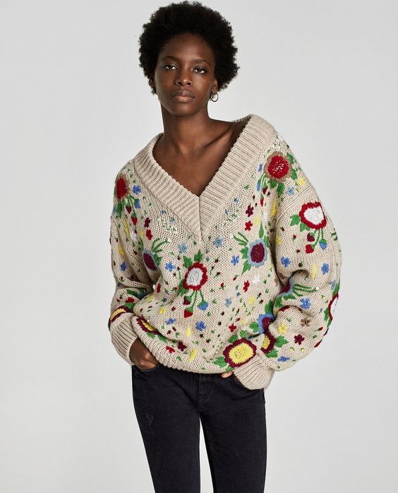 Очаровательные свитера с цветочным принтом