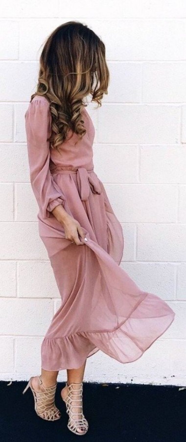 Очаровательные розовые платья