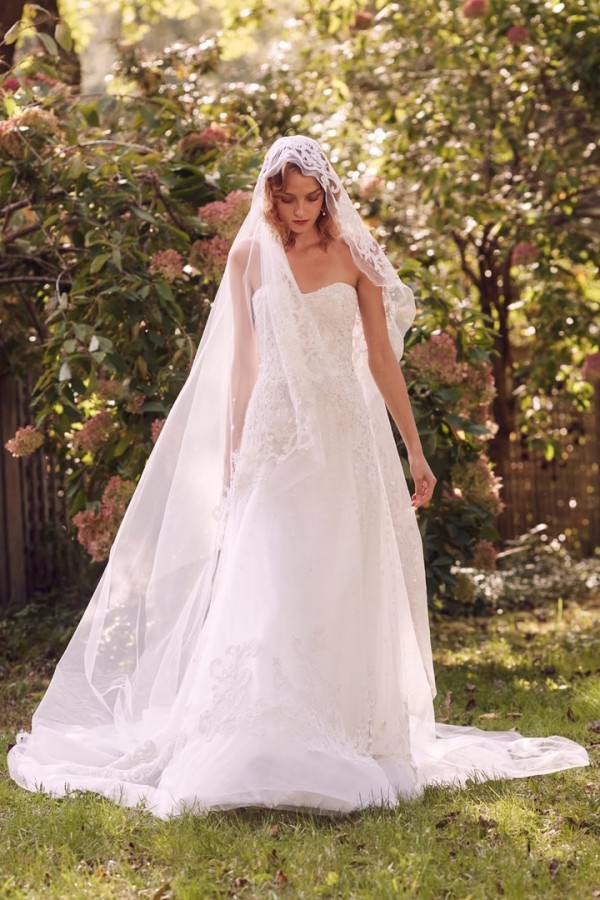 FALL 2019 BRIDAL COLLECTION