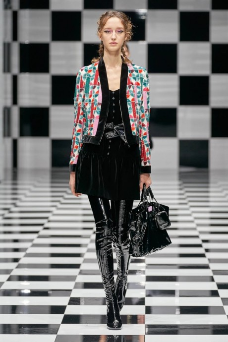 Коллекция Emporio Armani Ready-To-Wear Осень-Зима 2022/2023