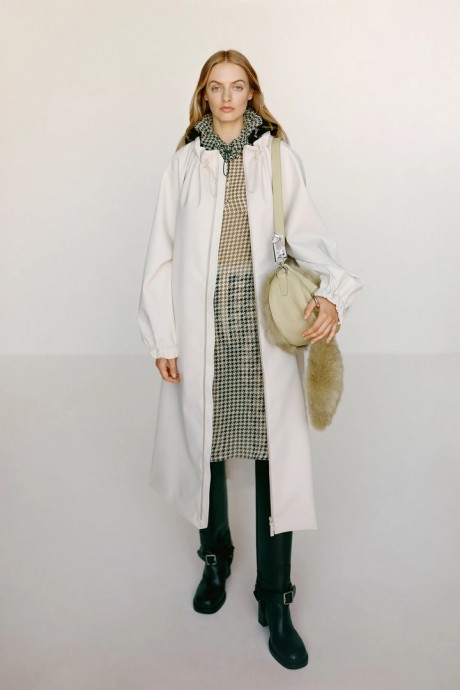 Коллекция Burberry RESORT 2024