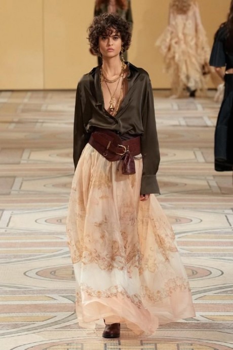 Коллекция Zimmermann Ready-To-Wear Осень-Зима 2025-2026 Коллекция Zimmermann Ready-To-Wear Осень-Зима 2025-2026