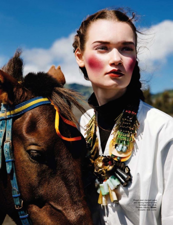 Kseniya Shapovalova by Nicoline Patricia Malina