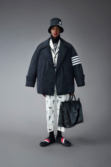 Коллекция Thom Browne Pre-Fall Осень-Зима 2022/2023