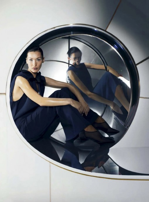 Белла Хадид (Bella Hadid) в фотосессии для журнала Vogue Italia (2023)