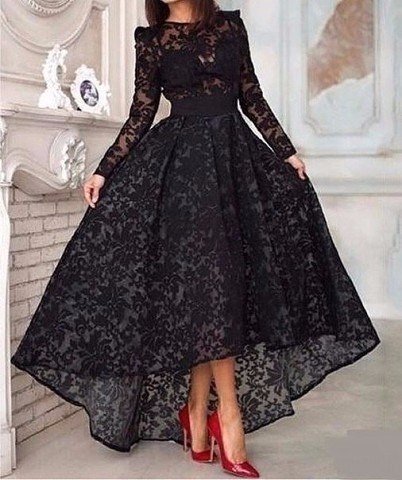 Look! Ассиметричное черное платье!