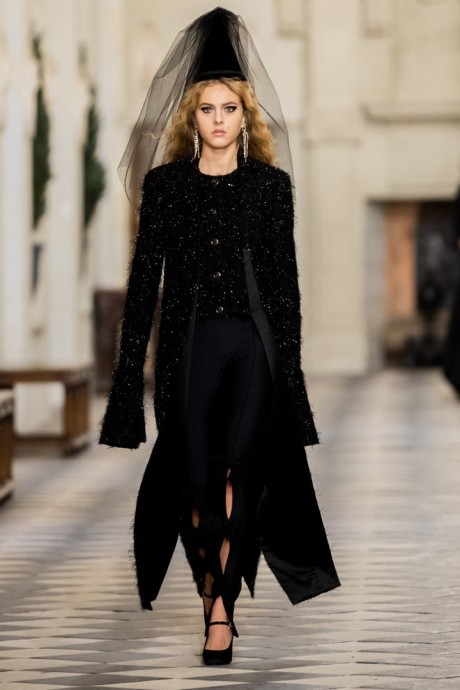Chanel Pre-Fall Осень-Зима 2021-2022