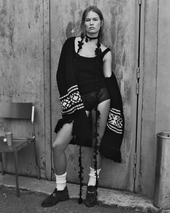 Анна Эверс (Anna Ewers) в фотосессии для журнала Vogue Italia (2023)