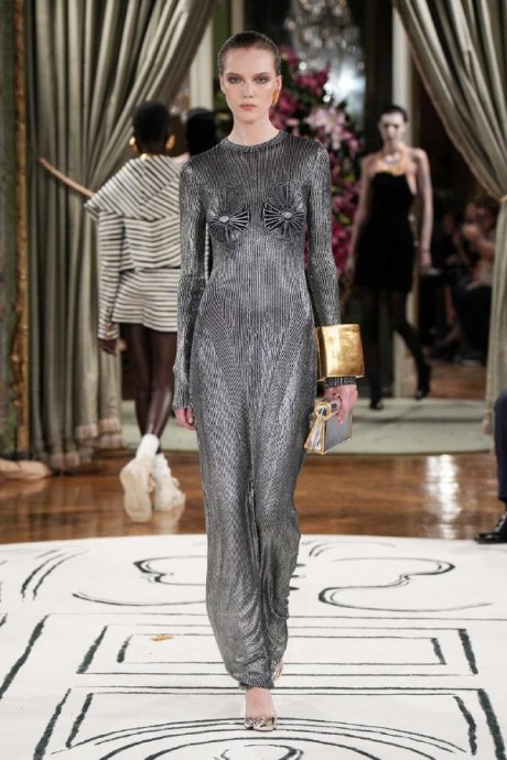 Коллекция Schiaparelli Ready-To-Wear Весна-Лето 2024