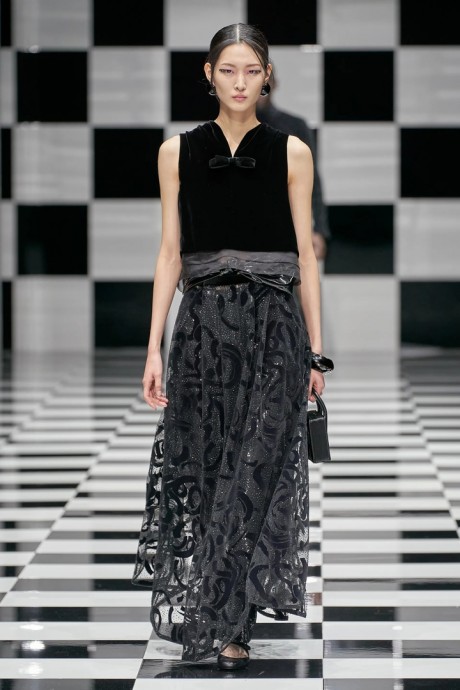 Коллекция Emporio Armani Ready-To-Wear Осень-Зима 2022/2023