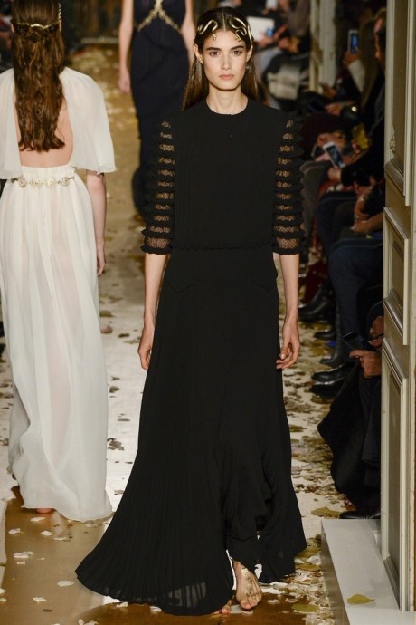 Модели коллекции Valentino