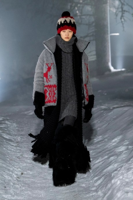 Коллекция Moncler Grenoble fall 2024 ready-to-wear