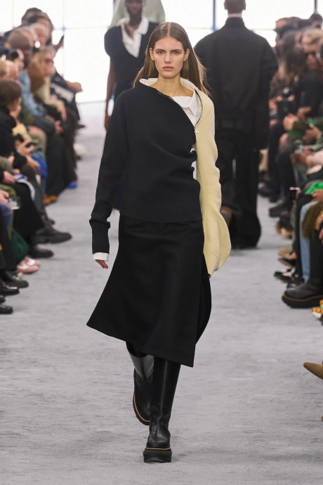 Коллекция Sacai Pre-Fall 2024