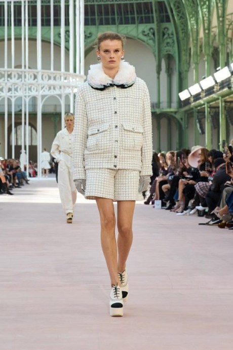 Коллекция Chanel Ready-To-Wear Весна-Лето 2025