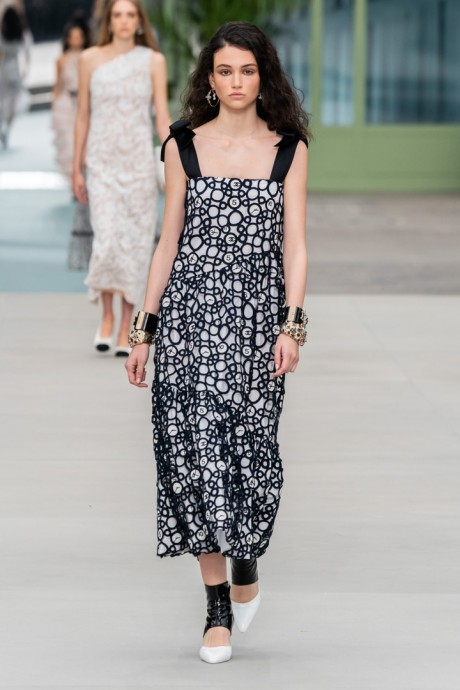 Модели коллекции Chanel Resort