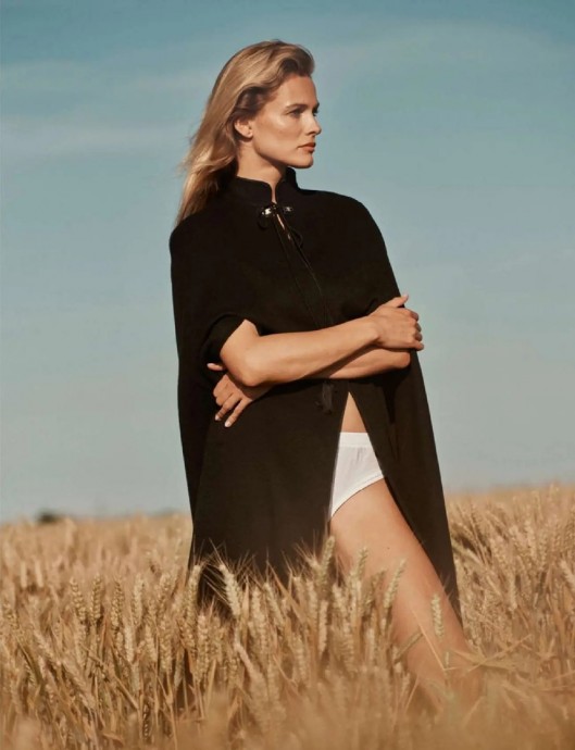 Эдита Вилкевичуте (Edita Vilkeviciute) в фотосессии для журнала Elle France (2023) Эдита Вилкевичуте (Edita Vilkeviciute) в фотосессии для журнала Elle France (2023)
