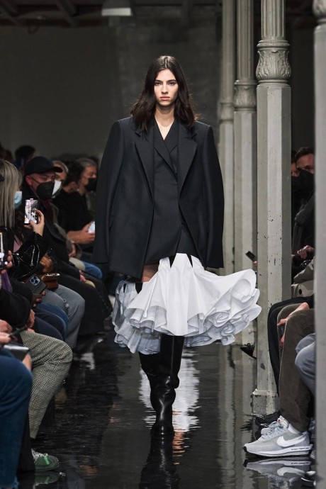 Коллекция Alaïa Ready-To-Wear Осень-Зима 2022/2023