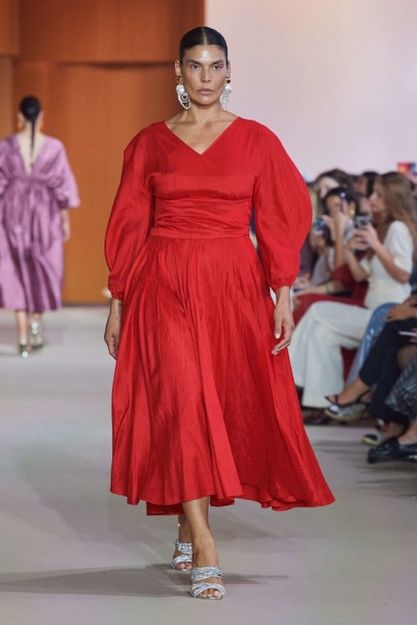 Высокая мода Mastani Resort 2025 Collection