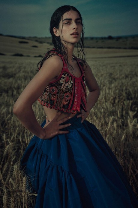 Шафран Вейдер (Saffron Vadher) украсила страницы летнего Numero Magazin